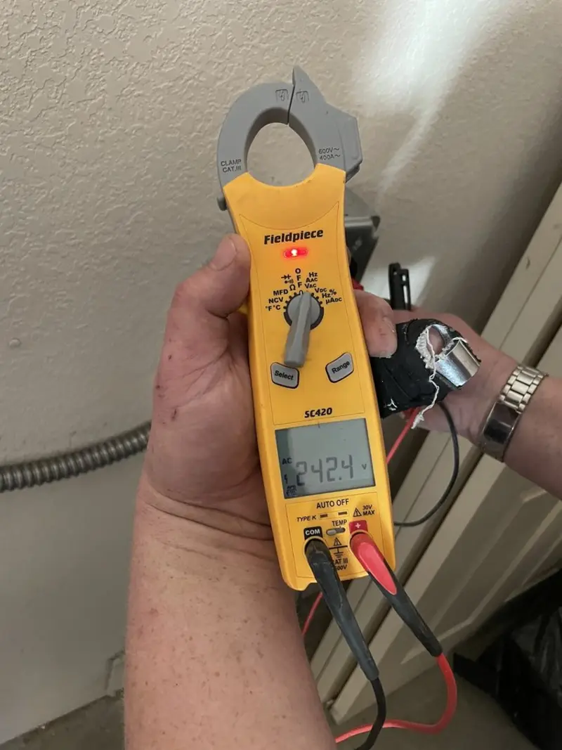 Voltage testing with clamp meter during Aluminum Wiring Replacement in Batesburg-Leesville